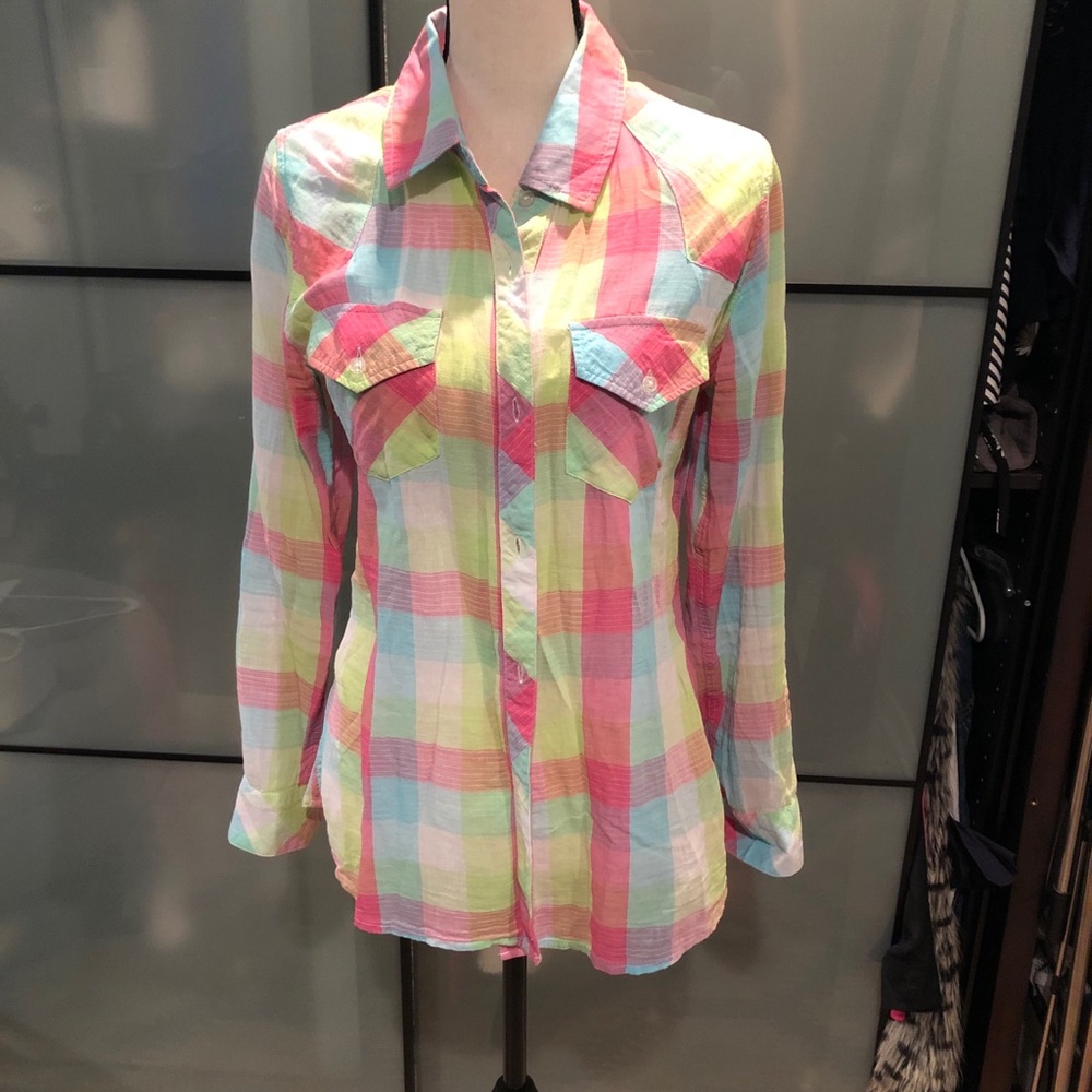 Saks Fifth Avenue Gray Plaid Pastel Button Down